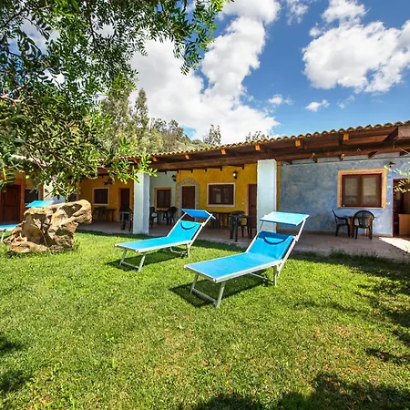 Piperedda Country house