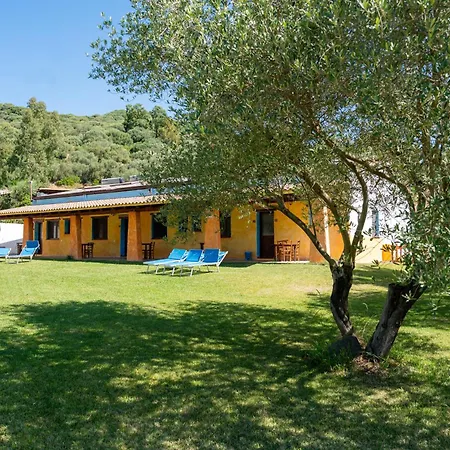 컨트리하우스 Piperedda 이르골리